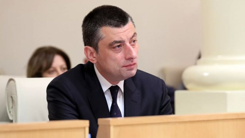 პრემიერი პარლამენტში 