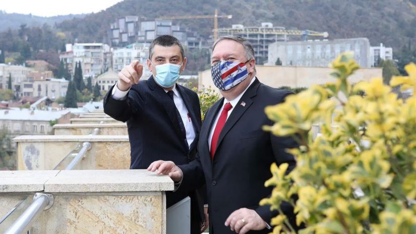 პომპეო გახარიას მასპინძლობს
