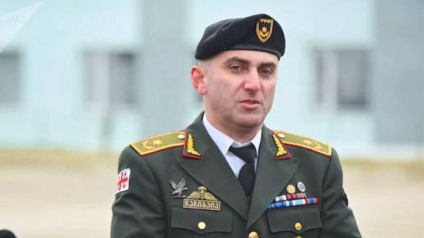 ვლადიმერ ჩაჩიბაია სამხედროებზე