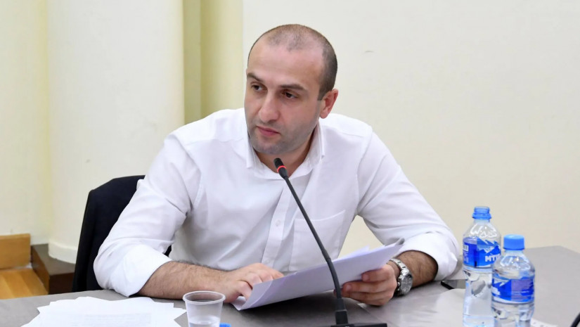 პარლამენტარი იაგო ხვიჩია