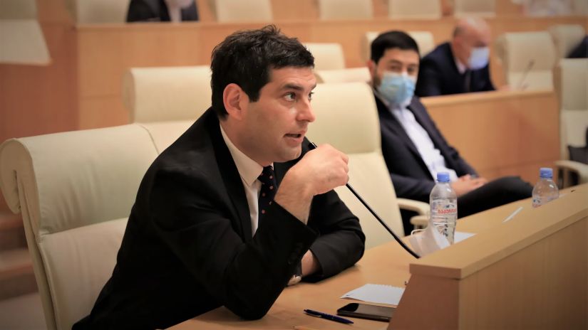 მმართველი გუნდის პოლიტიკური დღის წესრიგი არა უსაგნო პოლემიკა, არამედ  კონკრეტულ საქმეებზე ორიენტირებაა