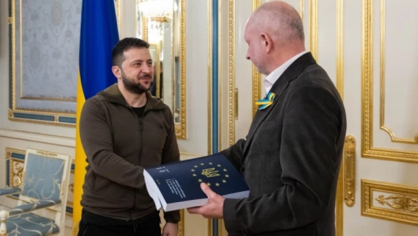 ზელენსკი და ევროკავშირის ელჩი
