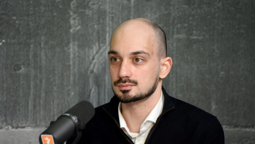 პოლიტიკის მკვლევარი