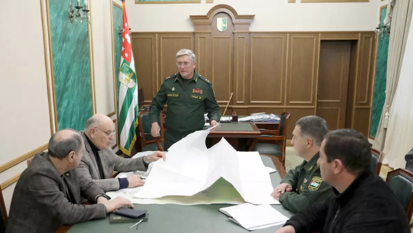 ბჟანია და ძალოვნები
