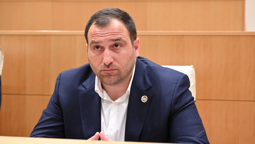 ირაკლი კირცხალია 